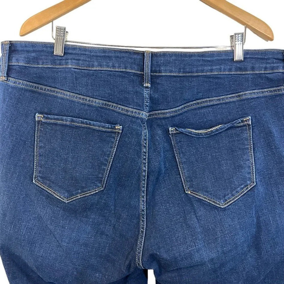 Old Navy Dark Wash Shorts Plus Size 22 Stretch Cotton Cuffed Hem Blue Denim - Picture 5 of 8